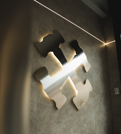 Muebles a medida para estudio de tatuajes de Ganga Tattoo.