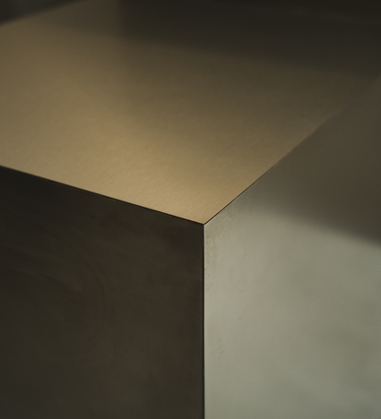 Muebles a medida para estudio de tatuajes de Ganga Tattoo.