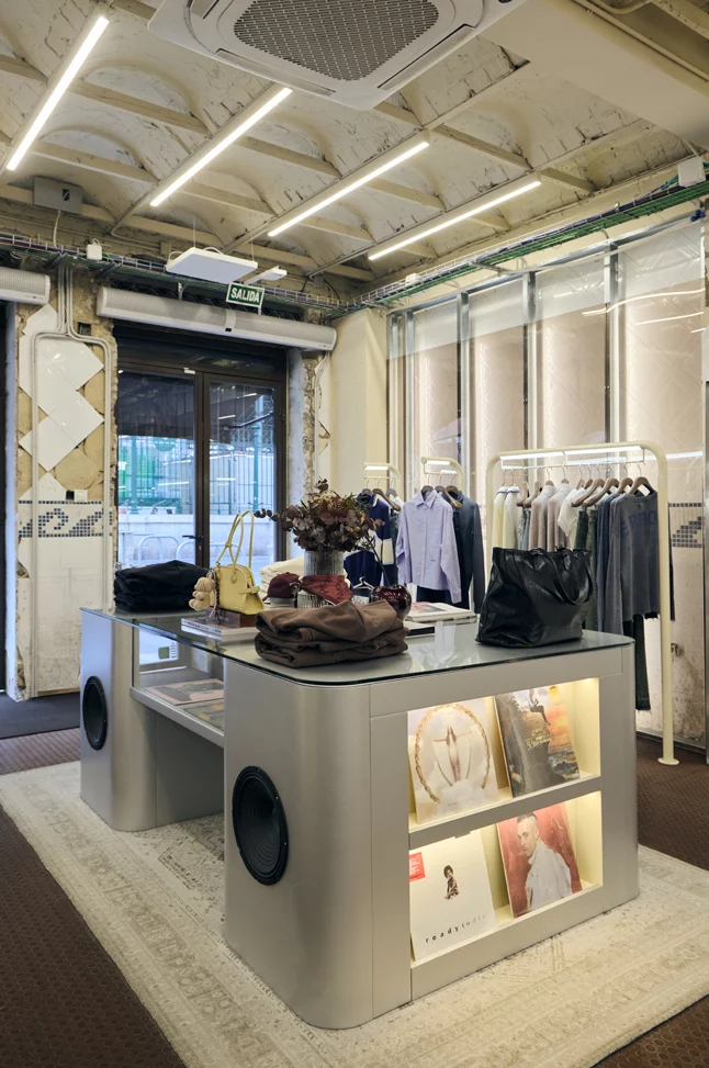 Mobiliario para marcas de moda a medida