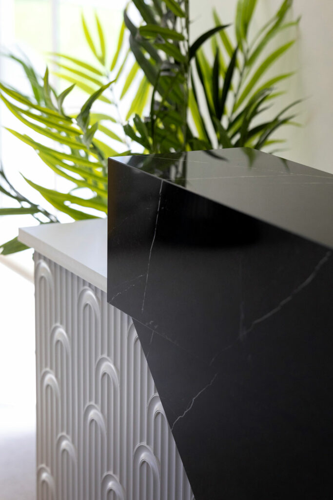 Mobiliario contract a medida fabricado por Integrale360.