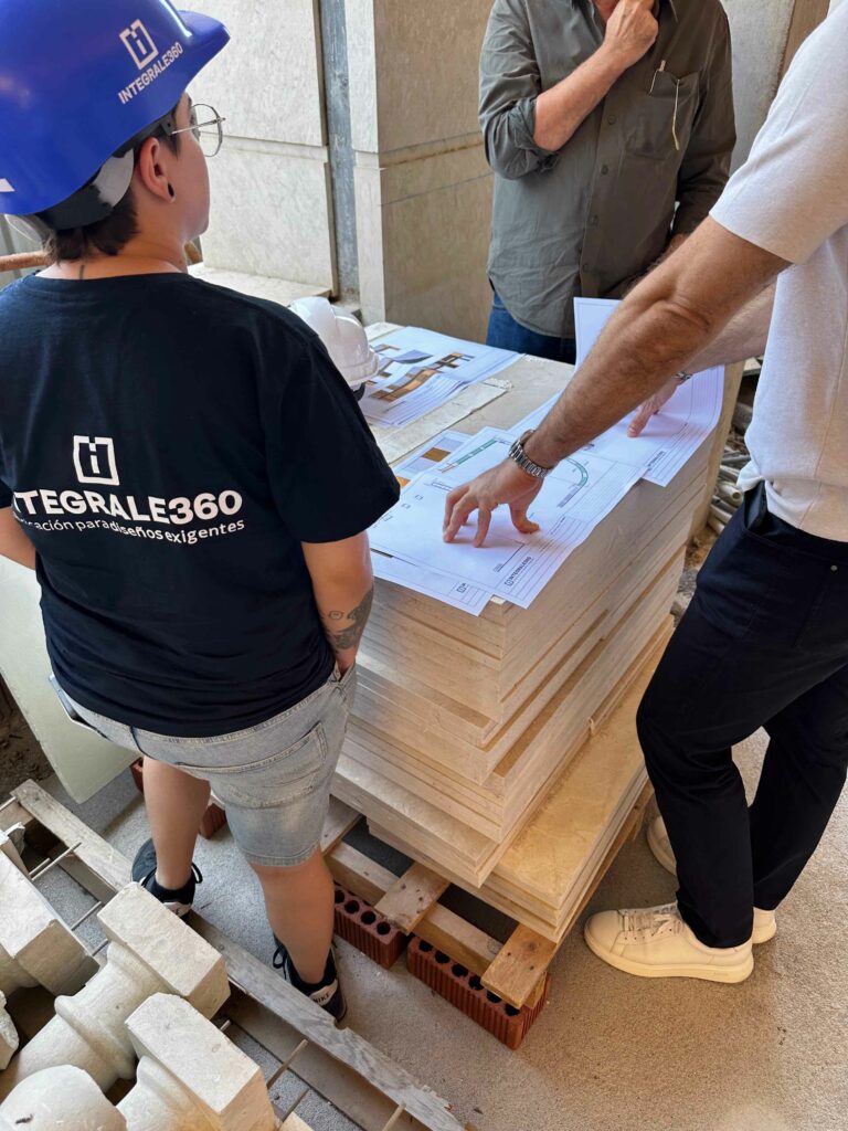 Mobiliario contract a medida fabricado por Integrale360.