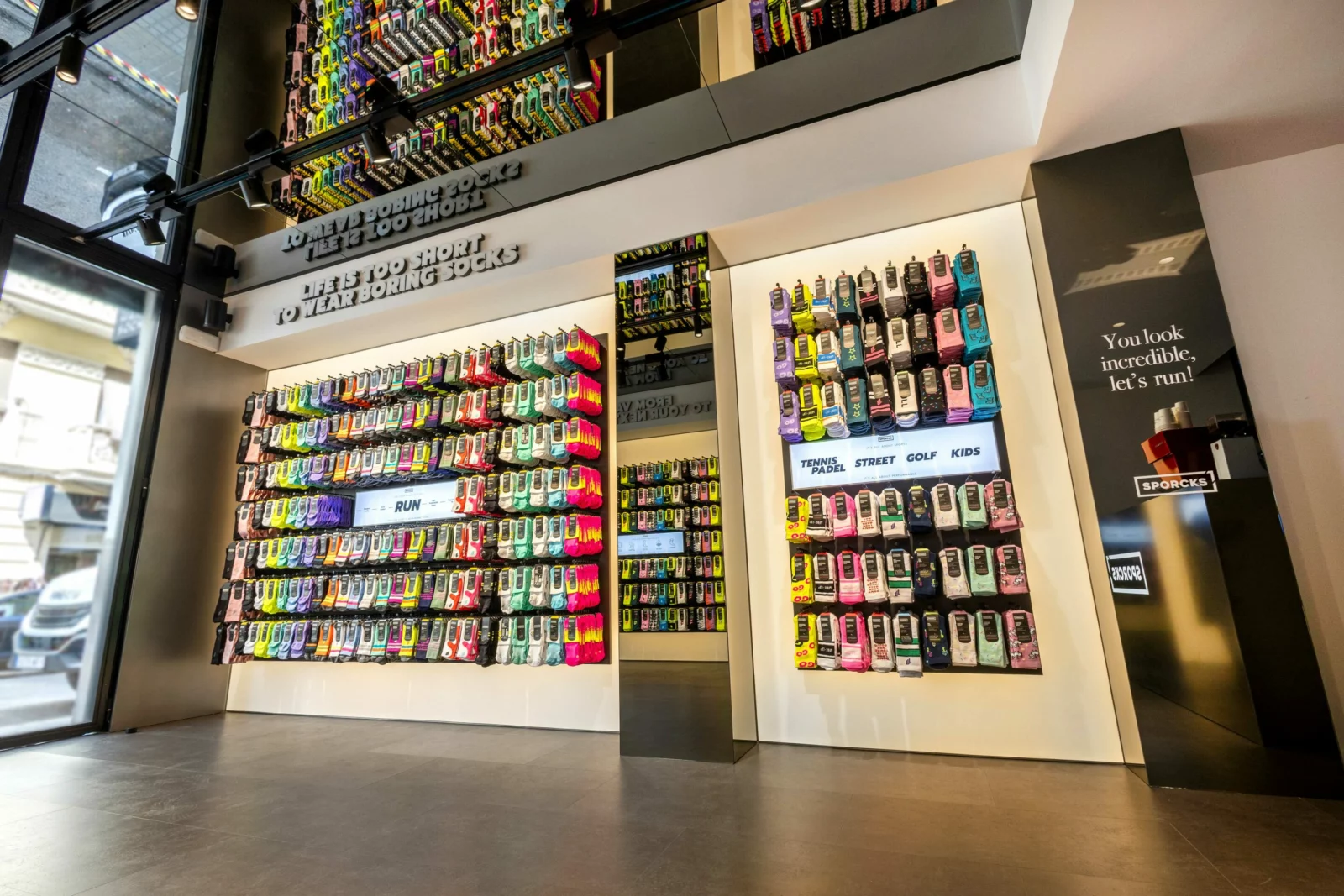 mobiliario retail