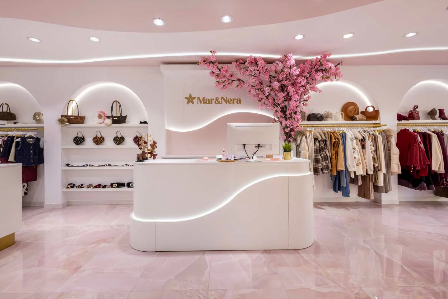 mobiliario de tiendas de ropa