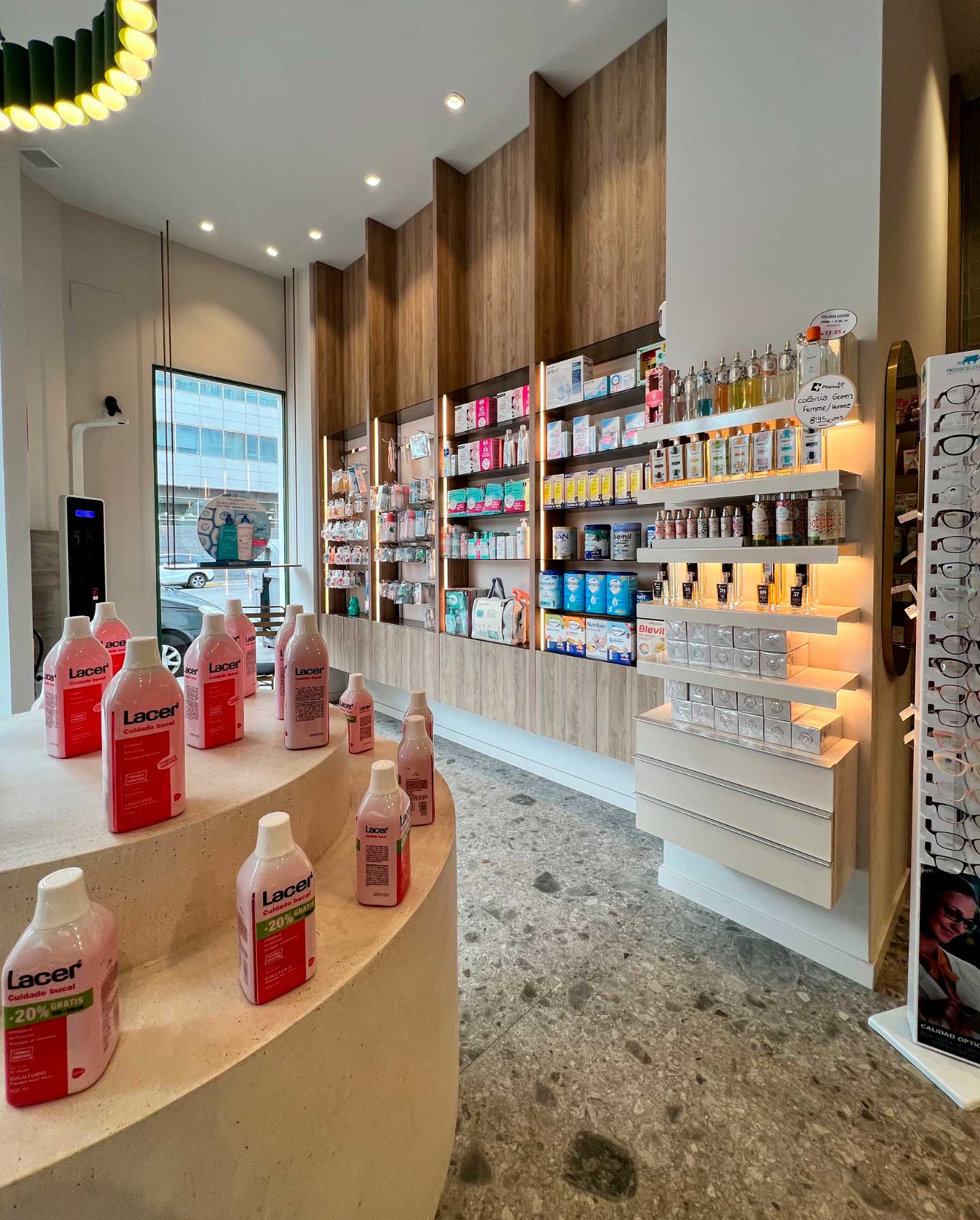 mobiliario farmacias