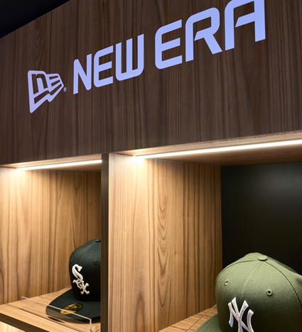 NEW ERA GRAN VIA Muebles a medida para estudio de tatuajes de Ganga Tattoo.