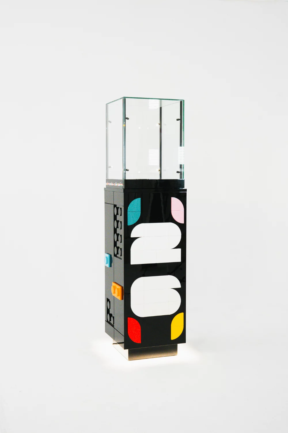 Vitrina premium a medida para la FIFA World Cup 2026™ by LEGO®