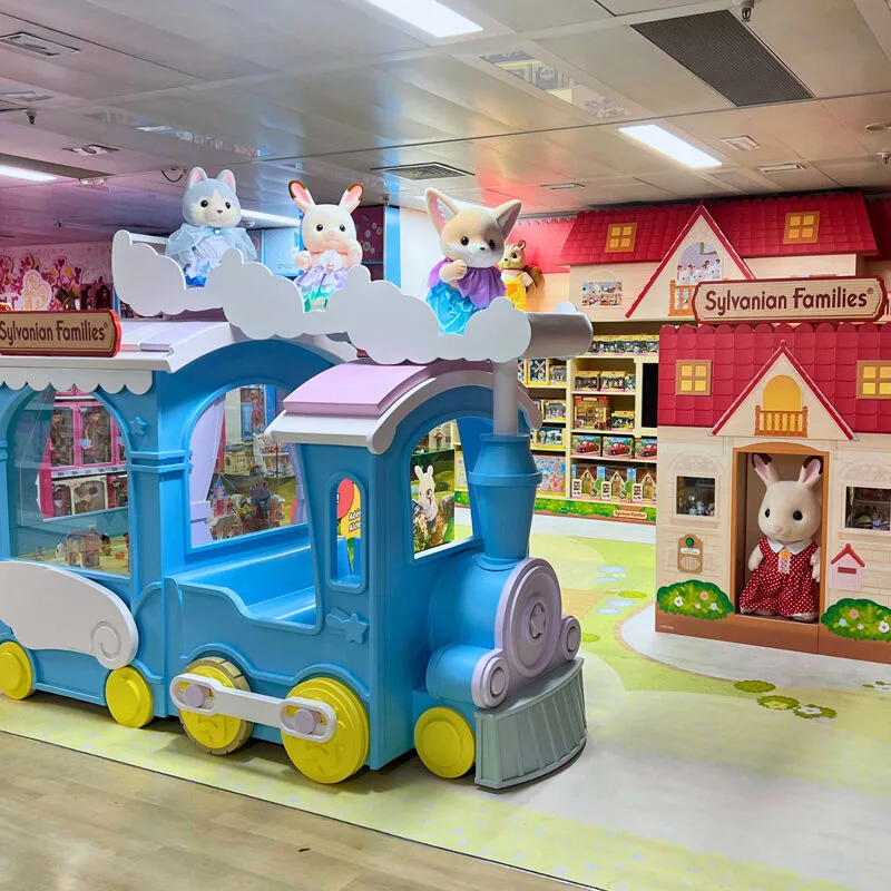 Mobiliario a medida para Duty Free.